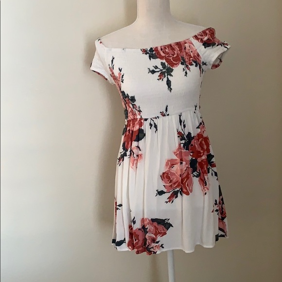 Tobi DARLIN' ROSE PRINT SKATER DRESS - Picture 4 of 10